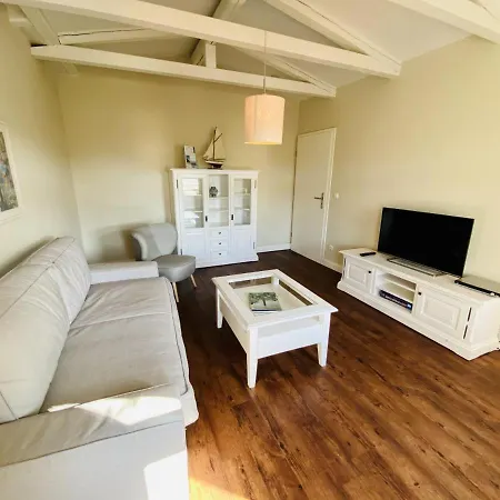 Διαμέρισμα Seevogel/lachmoewe *